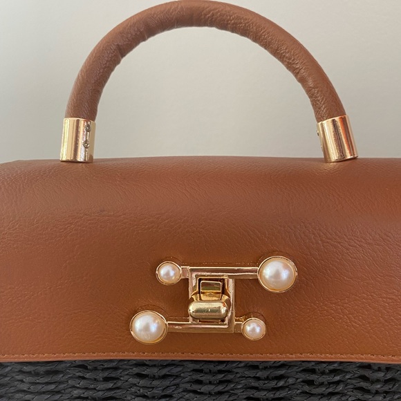 Gorgeous Crossbody Bag Handmade in Ecuador - Picture 3 of 6